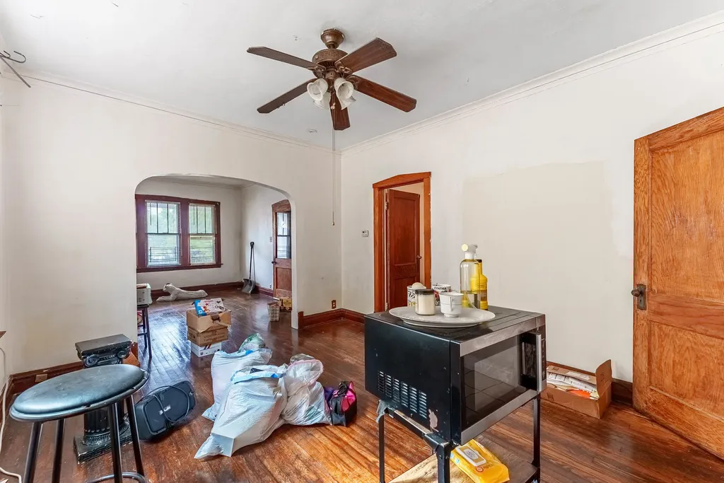 7149 South Wood Street Chicago IL 60636