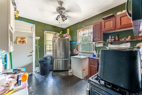 7149 South Wood Street Chicago IL 60636