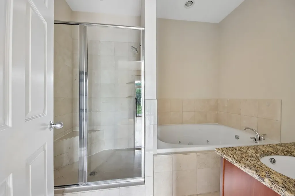6425 West Touhy Avenue Chicago IL 60646
