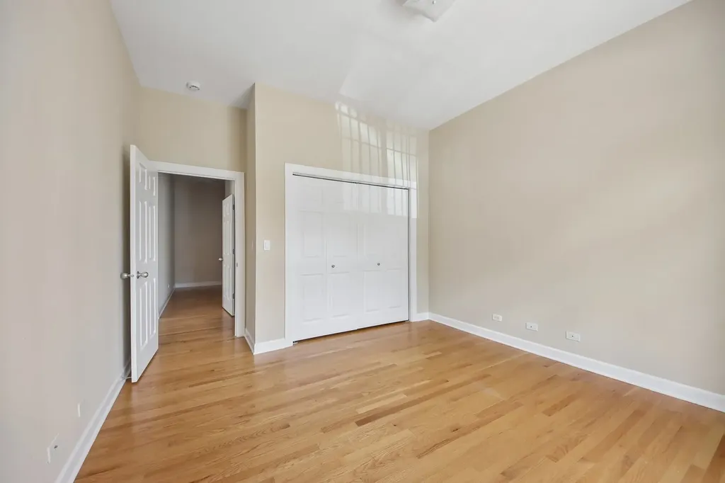 6425 West Touhy Avenue Chicago IL 60646
