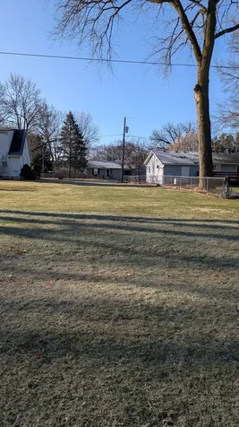 611 Oakwood Drive Geneva IL 60134