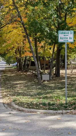 611 Oakwood Drive Geneva IL 60134