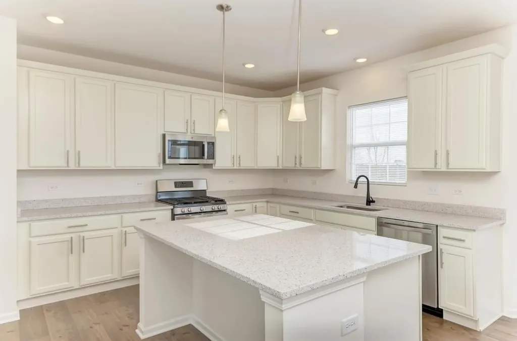 15303 S Sawgrass Circle Plainfield IL 60544
