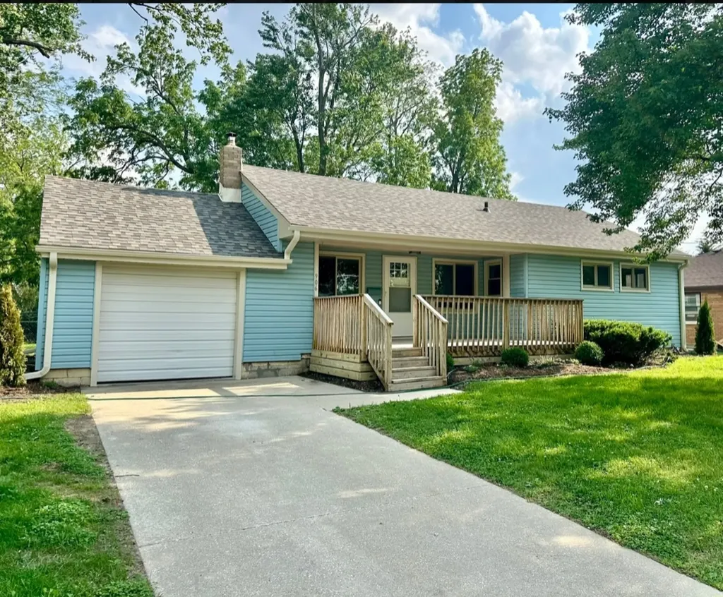 906 West Walnut Street Kankakee IL 60901
