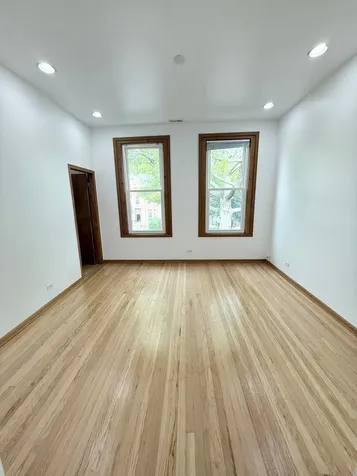 921 South Bishop Street Chicago IL 60607