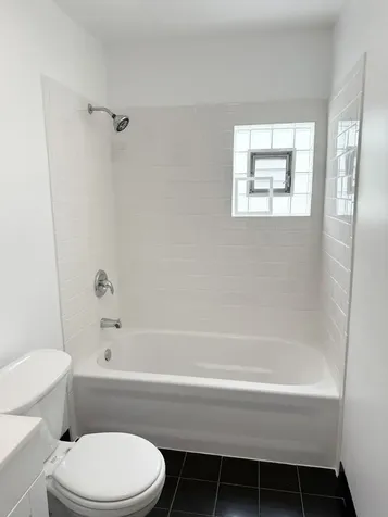 921 South Bishop Street Chicago IL 60607