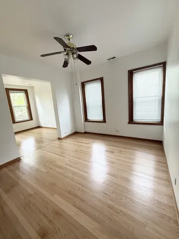 921 South Bishop Street Chicago IL 60607