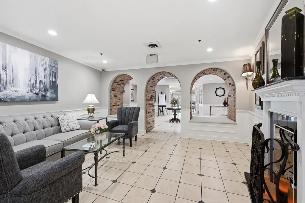 501 Lake Hinsdale Drive Willowbrook IL 60527