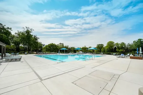 501 Lake Hinsdale Drive Willowbrook IL 60527