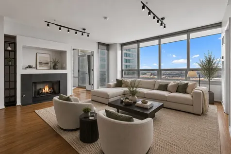 701 South Wells Street Chicago IL 60607