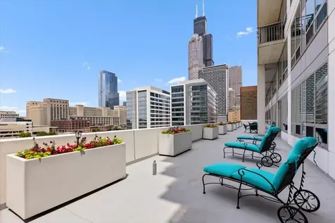 701 South Wells Street Chicago IL 60607