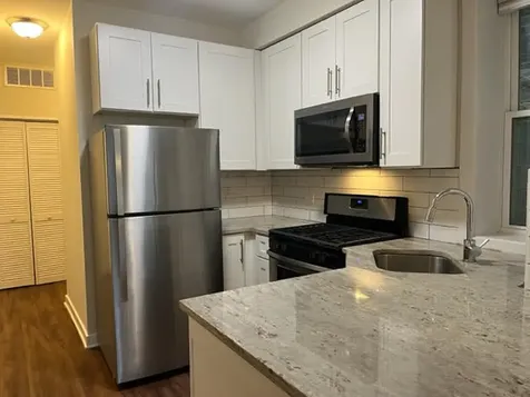 2127 North Winchester Avenue Chicago IL 60614