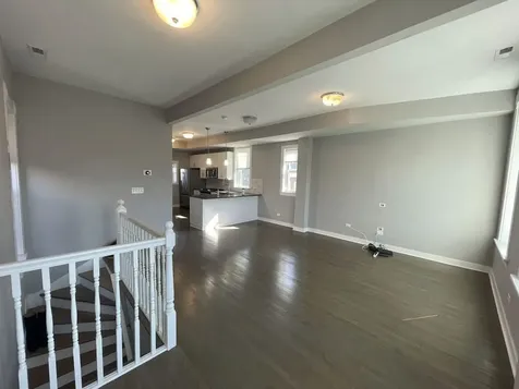 2127 North Winchester Avenue Chicago IL 60614