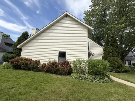 661 Mitchell Court Gurnee IL 60031