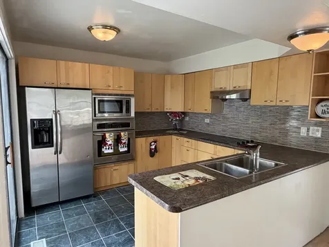 661 Mitchell Court Gurnee IL 60031