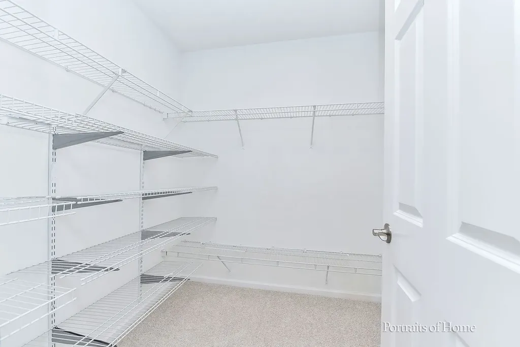 8426 Dawn Lane Darien IL 60561