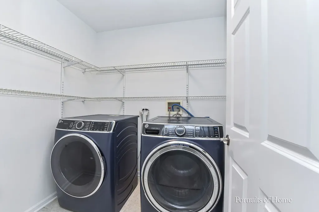 8426 Dawn Lane Darien IL 60561