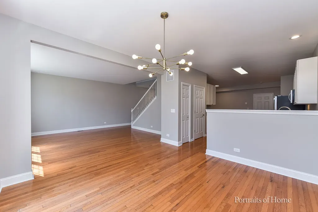 8426 Dawn Lane Darien IL 60561
