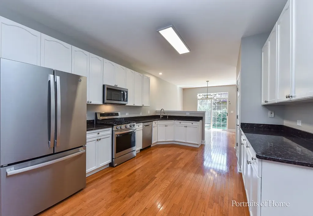8426 Dawn Lane Darien IL 60561