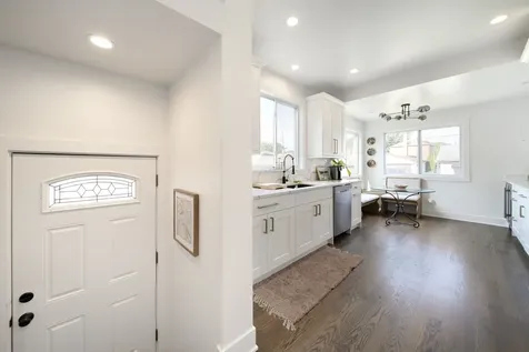 2632 Maple Street Franklin Park IL 60131