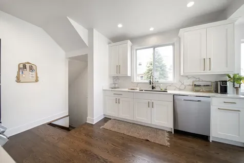 2632 Maple Street Franklin Park IL 60131