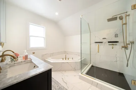 2632 Maple Street Franklin Park IL 60131