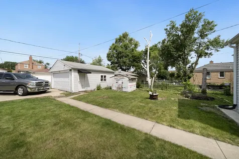 2632 Maple Street Franklin Park IL 60131