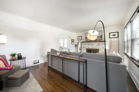 2632 Maple Street Franklin Park IL 60131
