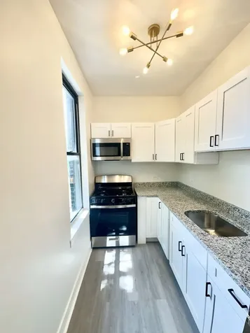 3008 West 23rd Street Chicago IL 60623