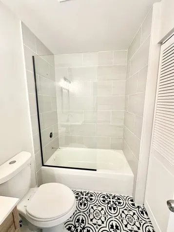3008 West 23rd Street Chicago IL 60623