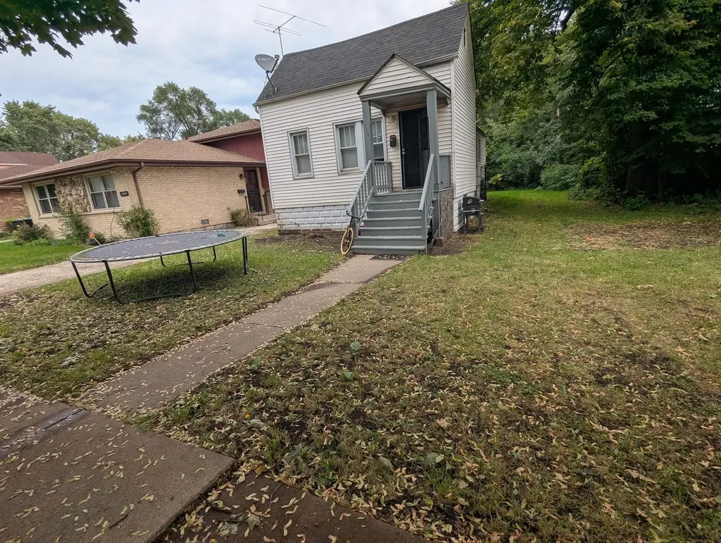 12541 South Wentworth Avenue Chicago IL 60628