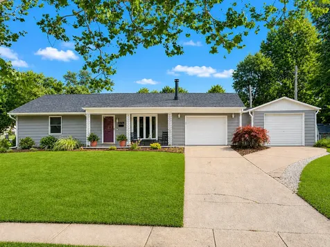 221 Rowe Drive Bloomington IL 61701