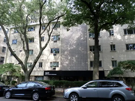 2629 North Hampden Court Chicago IL 60614
