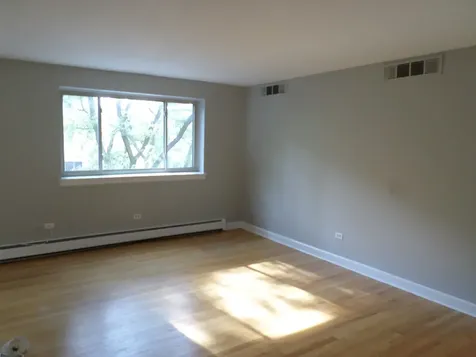 2629 North Hampden Court Chicago IL 60614