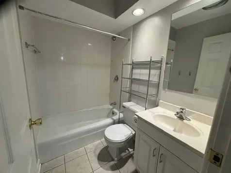 2629 North Hampden Court Chicago IL 60614