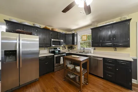 1691 Hilda Drive Lake Holiday IL 60548