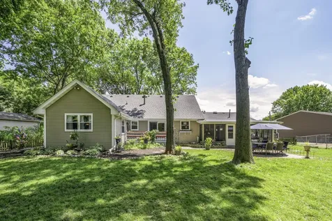 1691 Hilda Drive Lake Holiday IL 60548