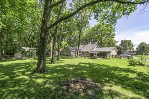 1691 Hilda Drive Lake Holiday IL 60548