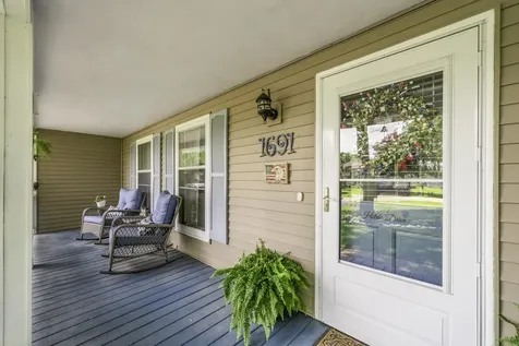 1691 Hilda Drive Lake Holiday IL 60548