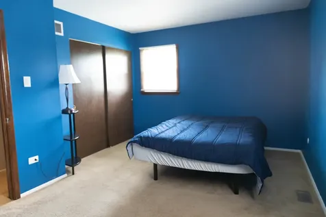 5220 138TH Street Crestwood IL 60418