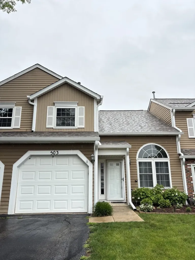 503 Ascot Lane Streamwood IL 60107