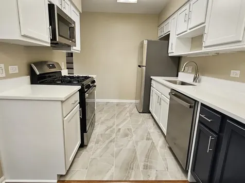 210 Redwood Court Vernon Hills IL 60061