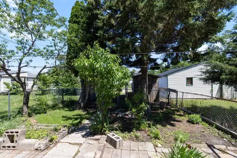 1114 Corbin Street Rockford IL 61102