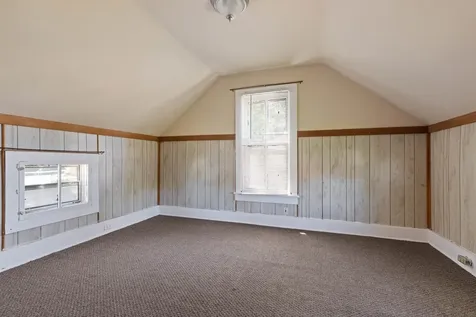1114 Corbin Street Rockford IL 61102