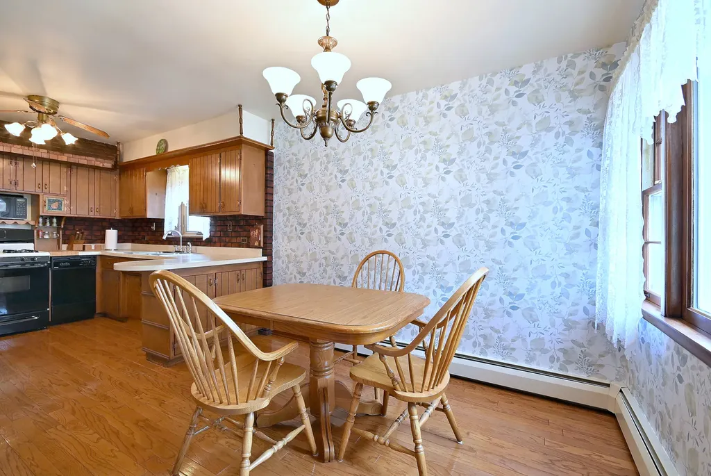 7728 West Gregory Street Chicago IL 60656