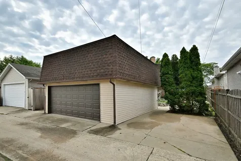 7728 West Gregory Street Chicago IL 60656