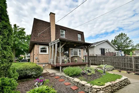 7728 West Gregory Street Chicago IL 60656