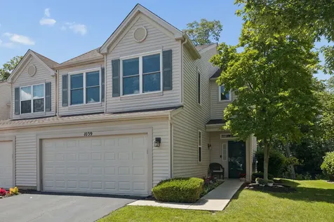 1039 Silver Hill Circle Joliet IL 60432