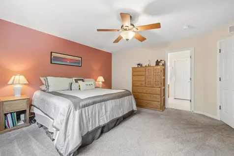 1039 Silver Hill Circle Joliet IL 60432