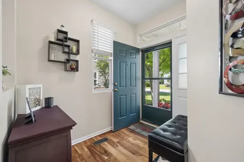 1039 Silver Hill Circle Joliet IL 60432